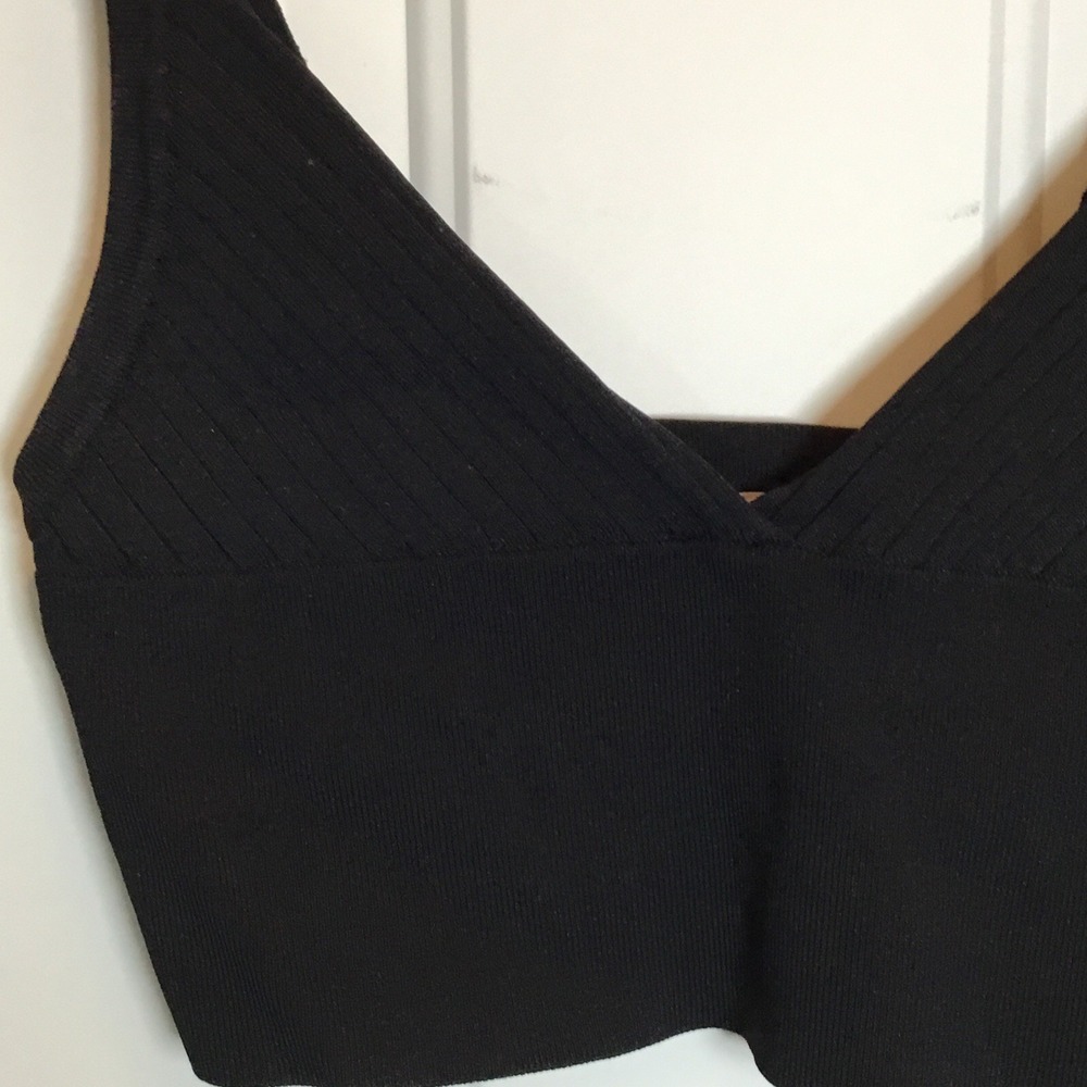 ZARA Black Sleeveless Strappy Cami Camisole Tank Ribbed Knit Crop Top Size L‎ - Picture 3 of 6